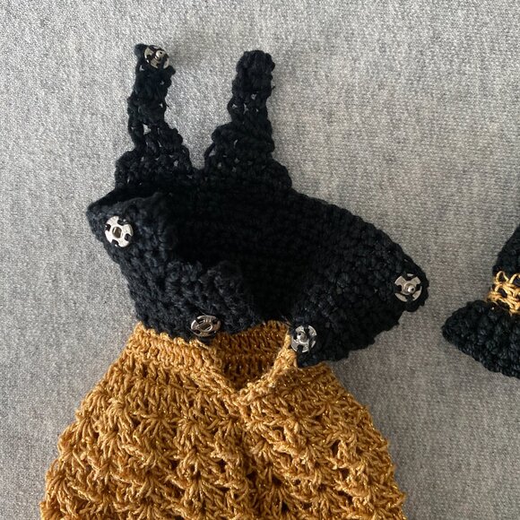Handmade Crochet Halloween Black Gold Witch Outfit for 29cm Doll 2-Piece Set - Picture 12 of 12